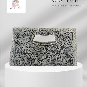Hand-tooled Artisan Floral gray-white Clutch w adjustable strap Genuine  leather